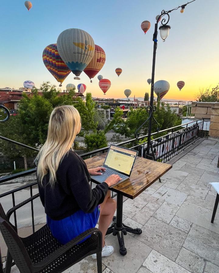 Nomads Cave Hotel & Rooftop Göreme Exterior foto